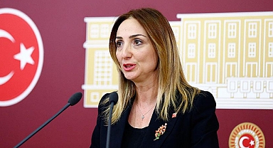 Aylin Nazlıaka, milletvekili aday adaylığından çekildi!