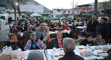 Efes Selçuk Ramazan'da dayanışmayı büyütüyor