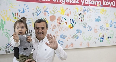 Konak Engelsiz Yaşam Köyü'nün yeni spor salonu faaliyete geçti