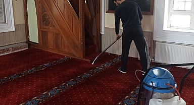 Narlıdere'de camiler ramazana hazır