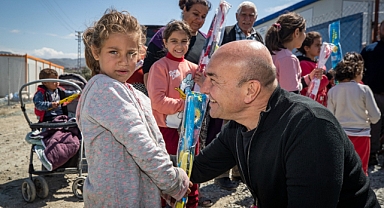 Başkan Soyer: Bayram hediyesi için İzmirlileri kampanyaya davet ediyorum