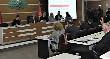 Bornova Belediye Meclisi'ne iki yeni isim