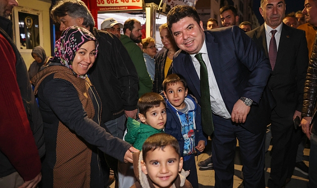 Buca’da kentin kalbinde iftar sofraları kuruldu