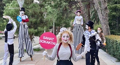 İzmir'de sokak sanatçılarına düzenleme geliyor