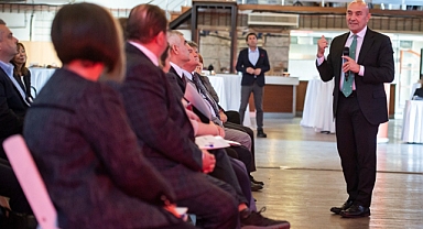 İzmir Vakfı tanıtım seferberliği ilan etti