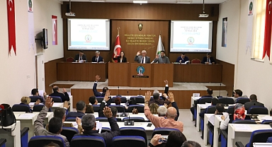 Ödemiş Belediye Meclisi'nde 2022 yılı Faaliyet Raporu kabul edildi