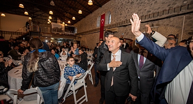 Soyer’den Romanlara ağabey nasihat: Asla birbirinizi incitmeyin, asla bölünmeyin