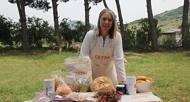 AK Partili Çankırı, seçim kampanyasında, kadınlardan ilham aldı