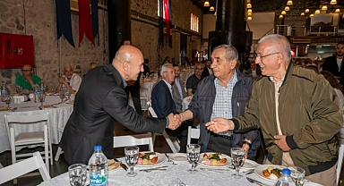 Başkan Soyer İç Anadolu dernekleriyle bir araya geldi