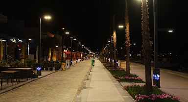 Çeşmealtı ve İskele sahilleri ışıl ışıl