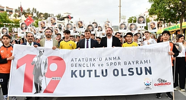 Çiğli 19 Mayıs’ı Ceylan Ertem Konseri ile kutladı