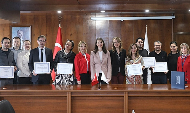 DEÜ’nün mezun kartı yoğun talep görüyor