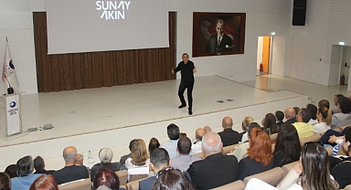 İAOSB buluşmalarının ilk konuğu Sunay Akın oldu