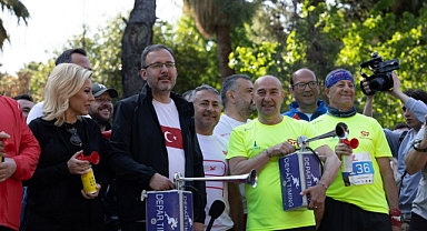 İZSU, Maraton İzmir’de küresel su sorununa dikkat çekti