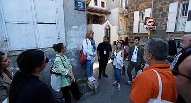 'Konak Tarih Gezileri'ne yoğun ilgi
