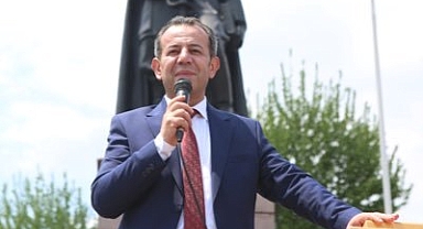 Özcan'dan Davutoğlu'na eleştiri: Hiç oy almadan 10 Milletvekili kazandı!