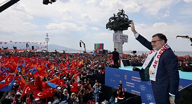 Saygılı: Gördük ki, İzmir’in tek sahibi var, o da İzmirlilerin kendisidir