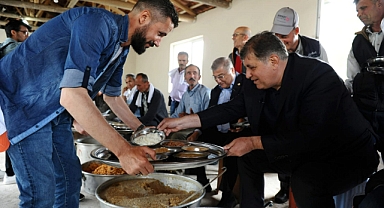 Sındır ve Tugay, bolluğa kepçe salladı