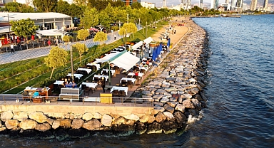 Bayraklı'nın sosyal tesisleri misafirlerini bekliyor