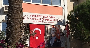 CHP Bayraklı'da flaş disiplin kararı!