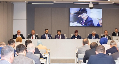 Erkılınç: Resmi ilana bağlı yayıncılık ticari gerçeklerle bağdaşmıyor