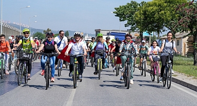 Gaziemirliler sağlık için pedal çevirdi