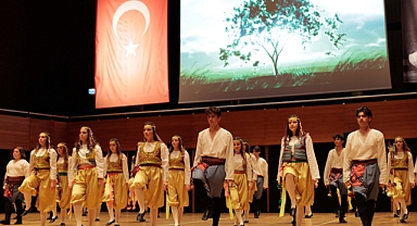 Güzelyalı gençlerinin umut ve gurur gecesi