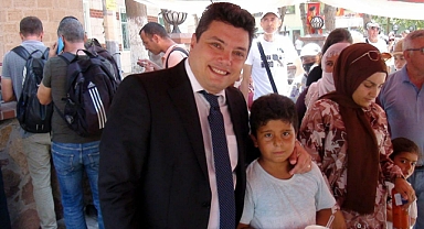 İş adamı Özmenay aday adaylığını açıkladı!
