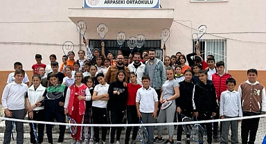Kınık'ta tenis her yerde projesi