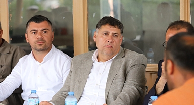 Özkan'dan mağdur çiftçiye destek