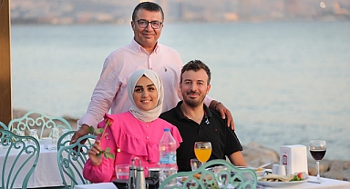 Genç çifte Başkan Sandal'dan teselli