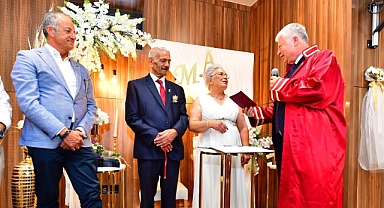 Huzurevinde evlilik
