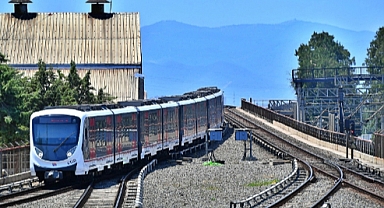 İzmir'de metro ve tramvay çalışanları greve gitti