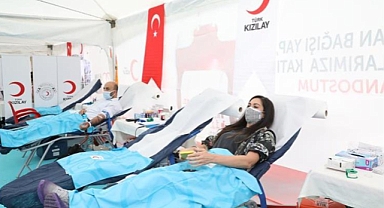 İzmir Valiliği’nden acil kan bağışı çağrısı!