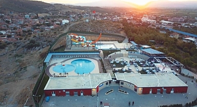 Kınık’ta SAYEM ile Aquapark’ta serinleten yaz okulu