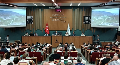 Soyer’den mali tablo yorumu: Engellemelere rağmen ayaktayız!