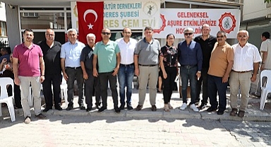Başkan V. Özkan aşure etkinliğine katıldı