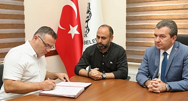 Bergama Belediyesi çalışanlarına çifte müjde