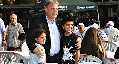Bornovalılar geleneksel aşure etkinliğinde buluşuyor