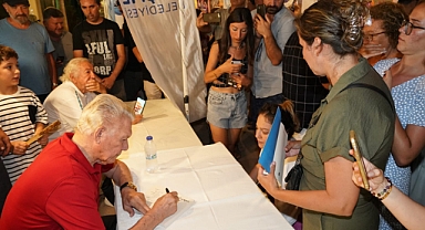 Çeşme Kitap Günleri kitapseverleri buluşturdu