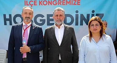 CHP Bayraklı'da kongre tamamlandı… Delege yeniden 'Gültekin' dedi!