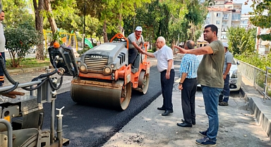 Karabağlar'da asfaltlama çalışmaları sıcak dinlemiyor