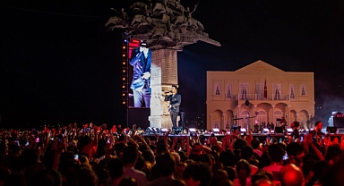 Tarkan konserinin İzmir’e katkısı 100 milyon lira
