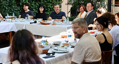 Batur: Gençlerimizin her zaman yanındayız