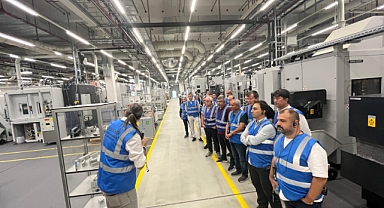 Gençlere günlük 10 euro harçlık ve makine eğitimi