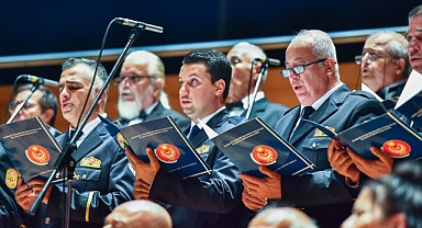 İtfaiye Haftası'nda sahne itfaiyeciler ve ailelerinin