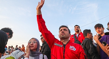 Selçuk Bayraktar'dan TEKNOFEST'te birliktelik mesajı