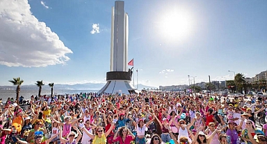 'Süslü Kadınlar' Karşıyaka'da farkındalık yaratacak