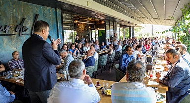 Başkan Tugay CHP üyeleriyle buluştu