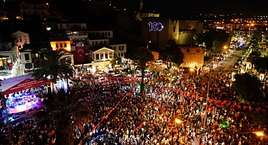 Çeşme, Cumhuriyet’in 100. Yaşını Coşkuyla Kutluyor!